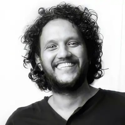 César Herrera